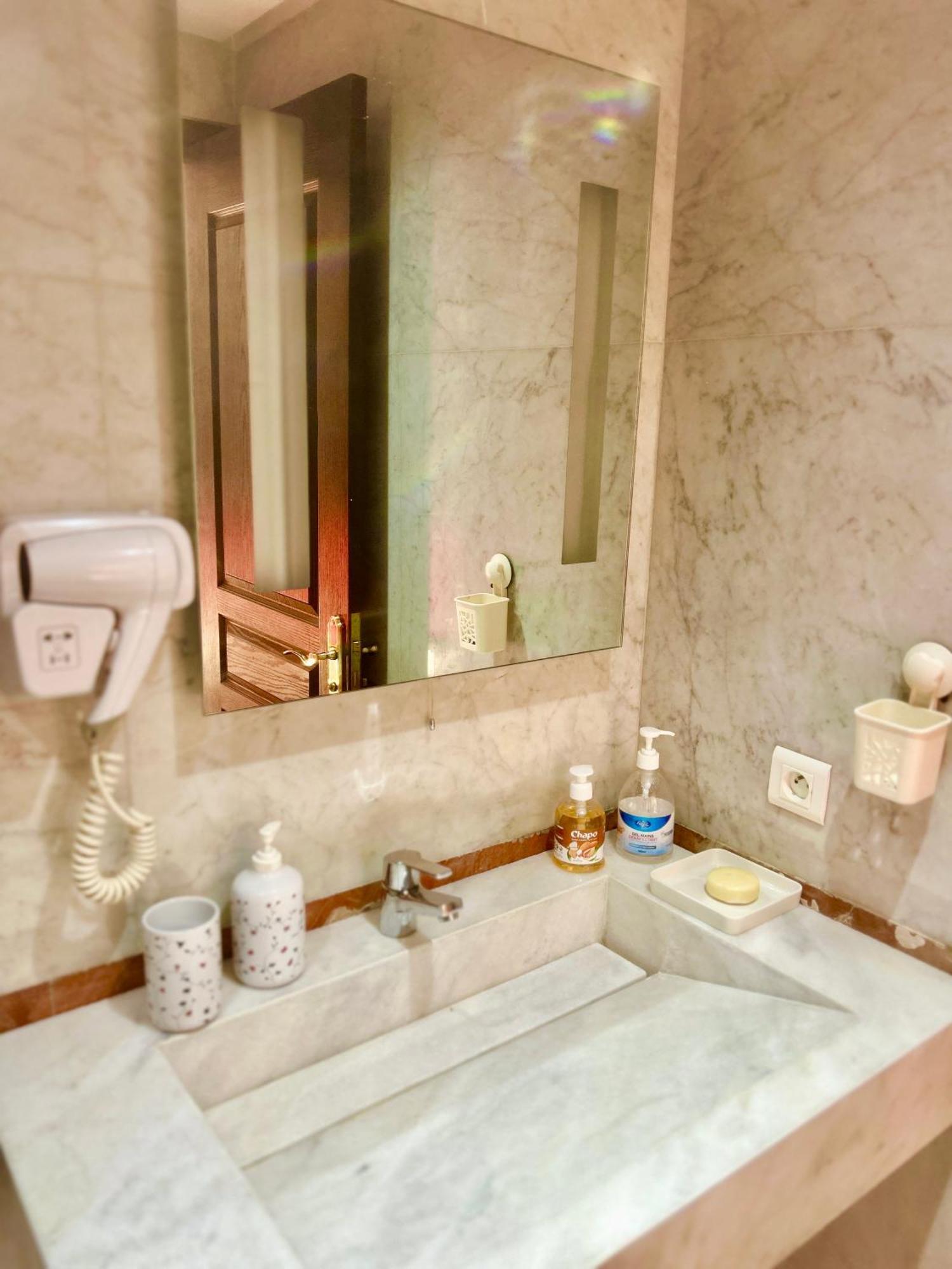 Sejour Lumineux Confort Et Design Apartment